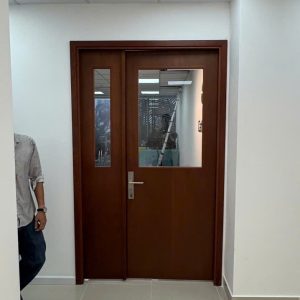 cửa gỗ công nghiệp