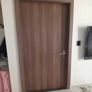 cửa gỗ công nghiệp